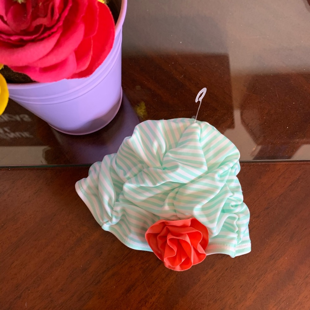 NWOT Gymboree Infant Swim Cap w/Flower
